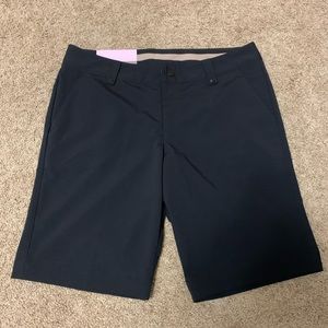 NWT Under Armour Woman’s Black Golf Shorts Size 10